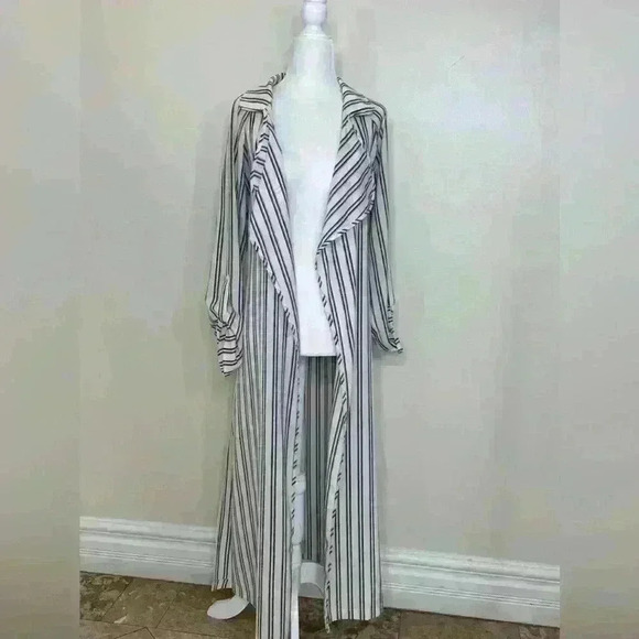 Striped Duster - Picture 4 of 5